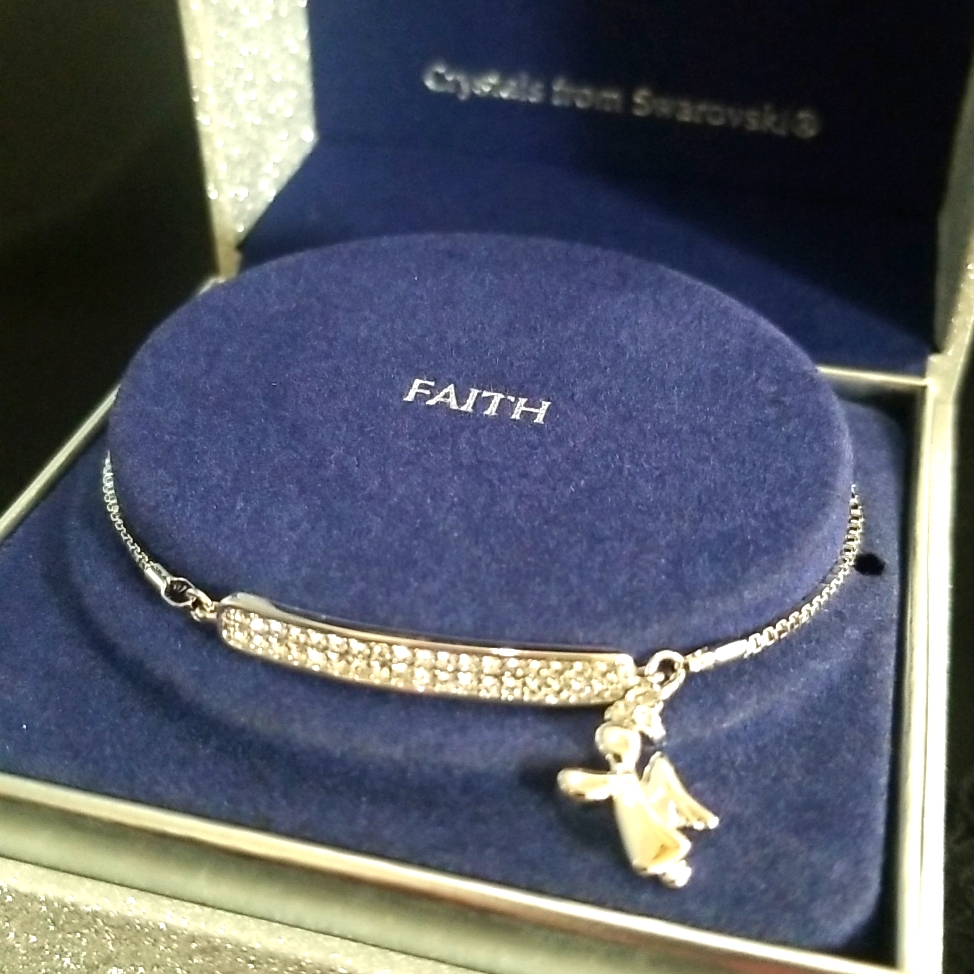 New Swarovski Crystal With Angel Faith Braclet Silver 28$